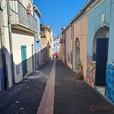 Pretty Little Fisherman's House * Sète